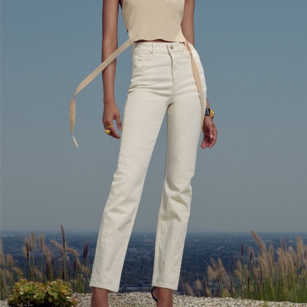 ZARA/NWT High Rise Cream/Beige Jeans Size 8 (40)